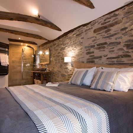 Gites Des Esperelles Saint-Privat-de-Vallongue Kamer foto